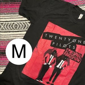 Twenty one pilots 2017 tour tee